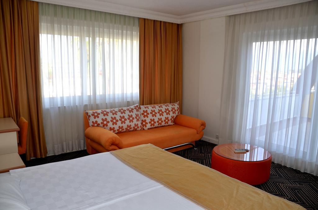 Orient Resort Hotel Fethiye Bilik gambar